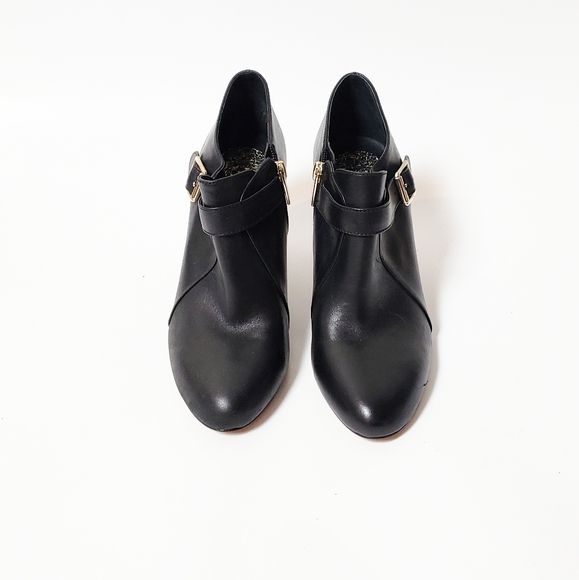 VINCE CAMUTO VONILESA Leather Booties Size 8.5 - Picture 2 of 8